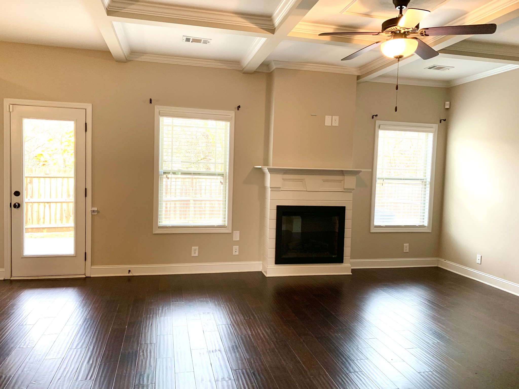 117 Blue Hole Road Clarksville, TN 37042 - Photo 5 of 38