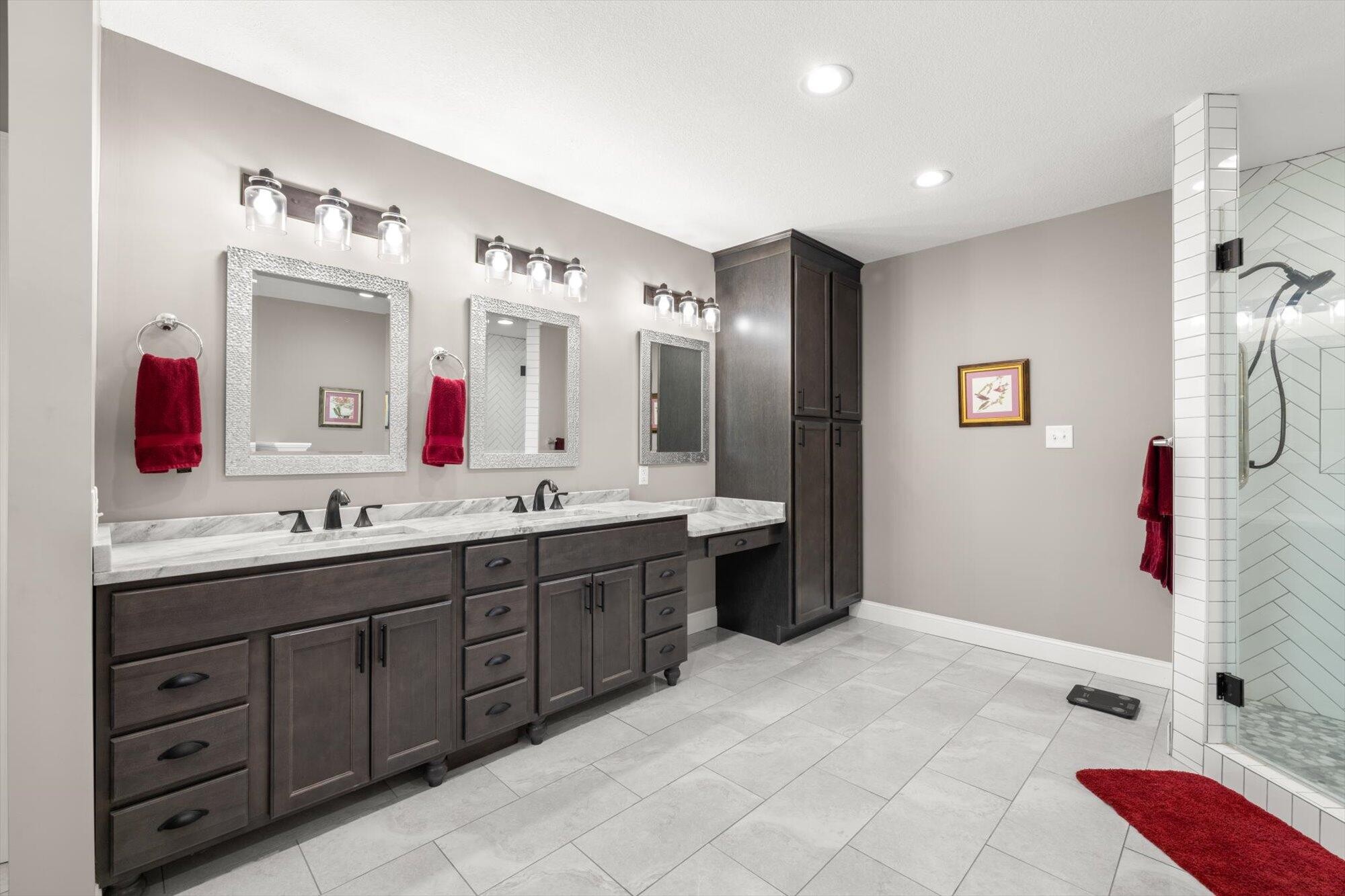 137 County Road 146 Riceville, TN 37370 - Photo 25 of 58 a spacious bathroom with a double vanity sink mirror and double