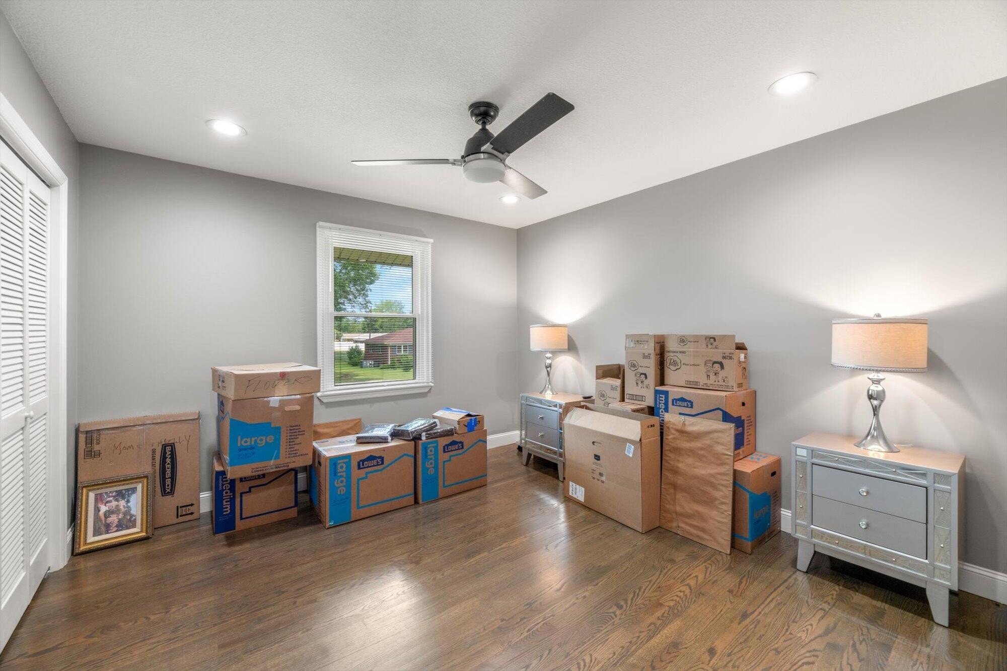 137 County Road 146 Riceville, TN 37370 - Photo 26 of 58 a room with furniture and a window