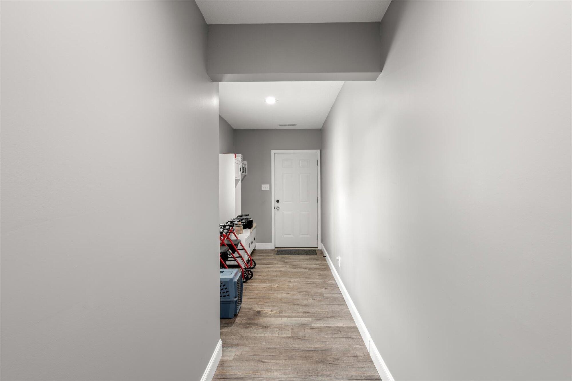 137 County Road 146 Riceville, TN 37370 - Photo 37 of 58 a view of a hallway
