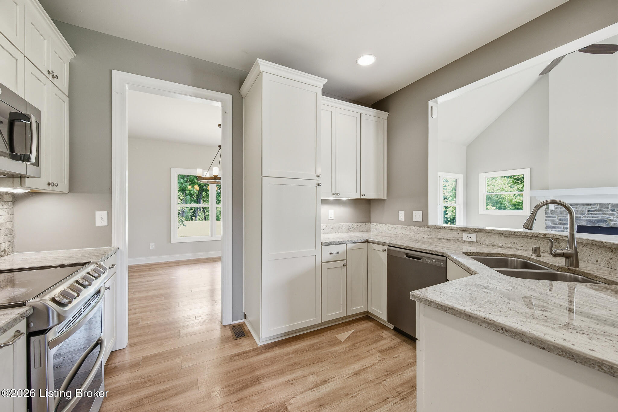 11340 Tarrence Road Louisville, KY 40299 - Photo 13 of 63 11340 Tarrence Rd-18