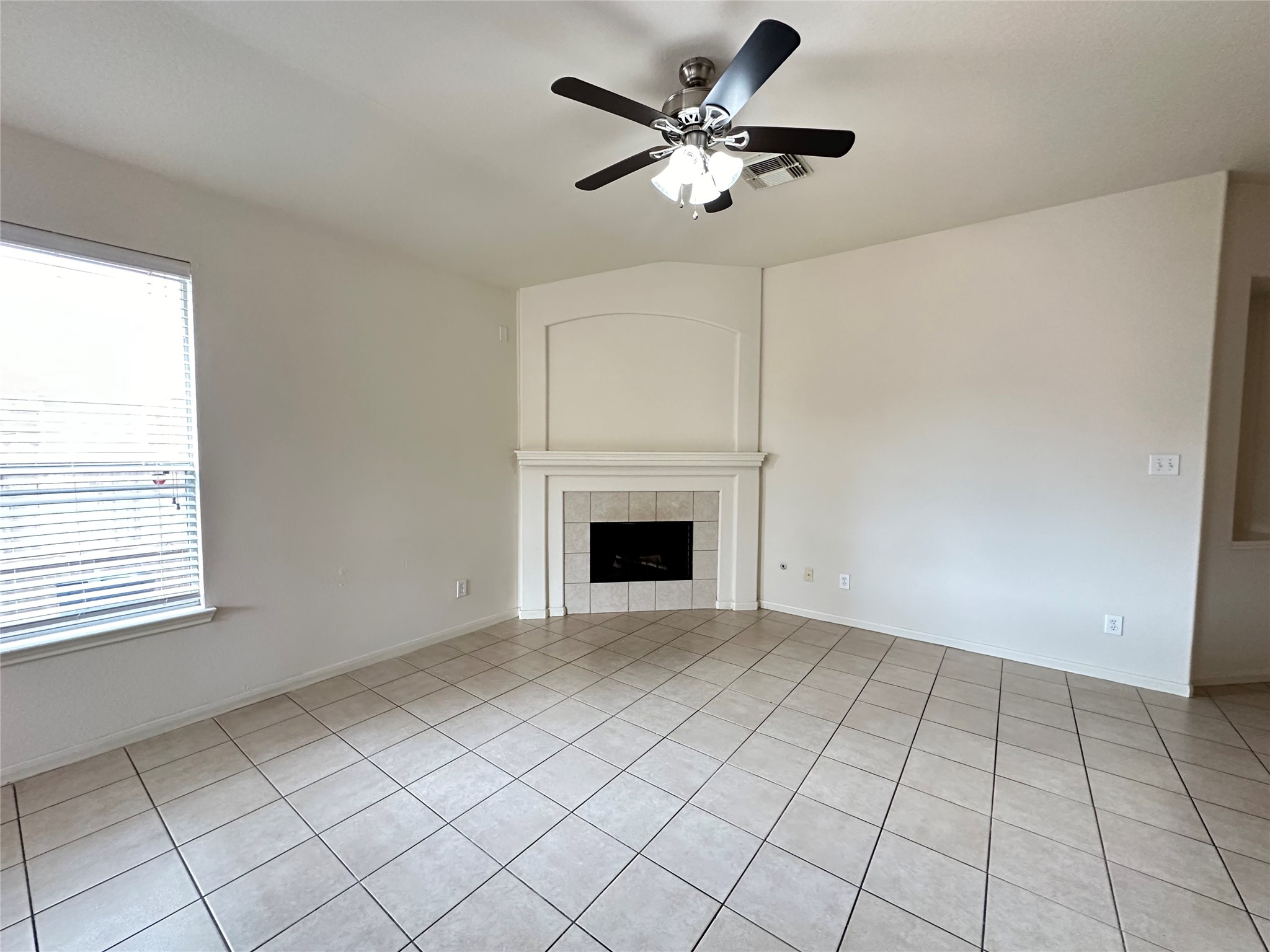 14611 Becurtesy Court Cypress, TX 77429 - Photo 4 of 16