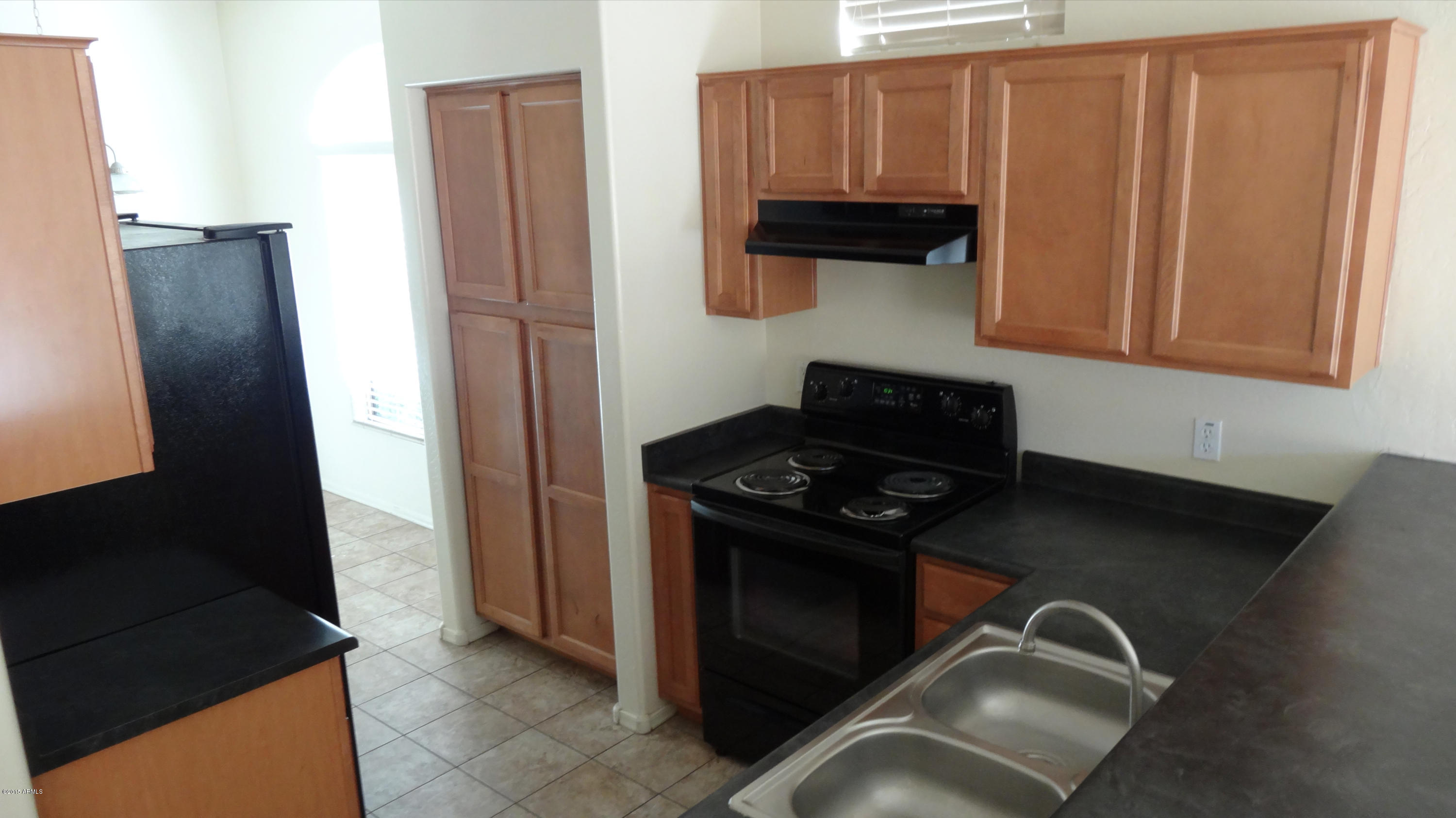 2150 East Bell Road, Unit 1078 Phoenix, AZ 85022 - Photo 8 of 53 kitchen