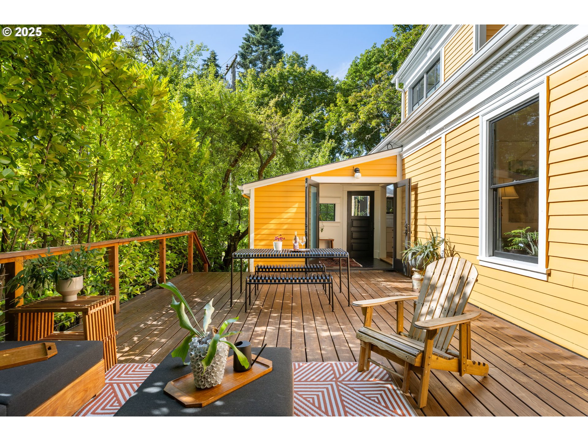 536 Southeast 17th Avenue Portland, OR 97214 - Photo 17 of 45