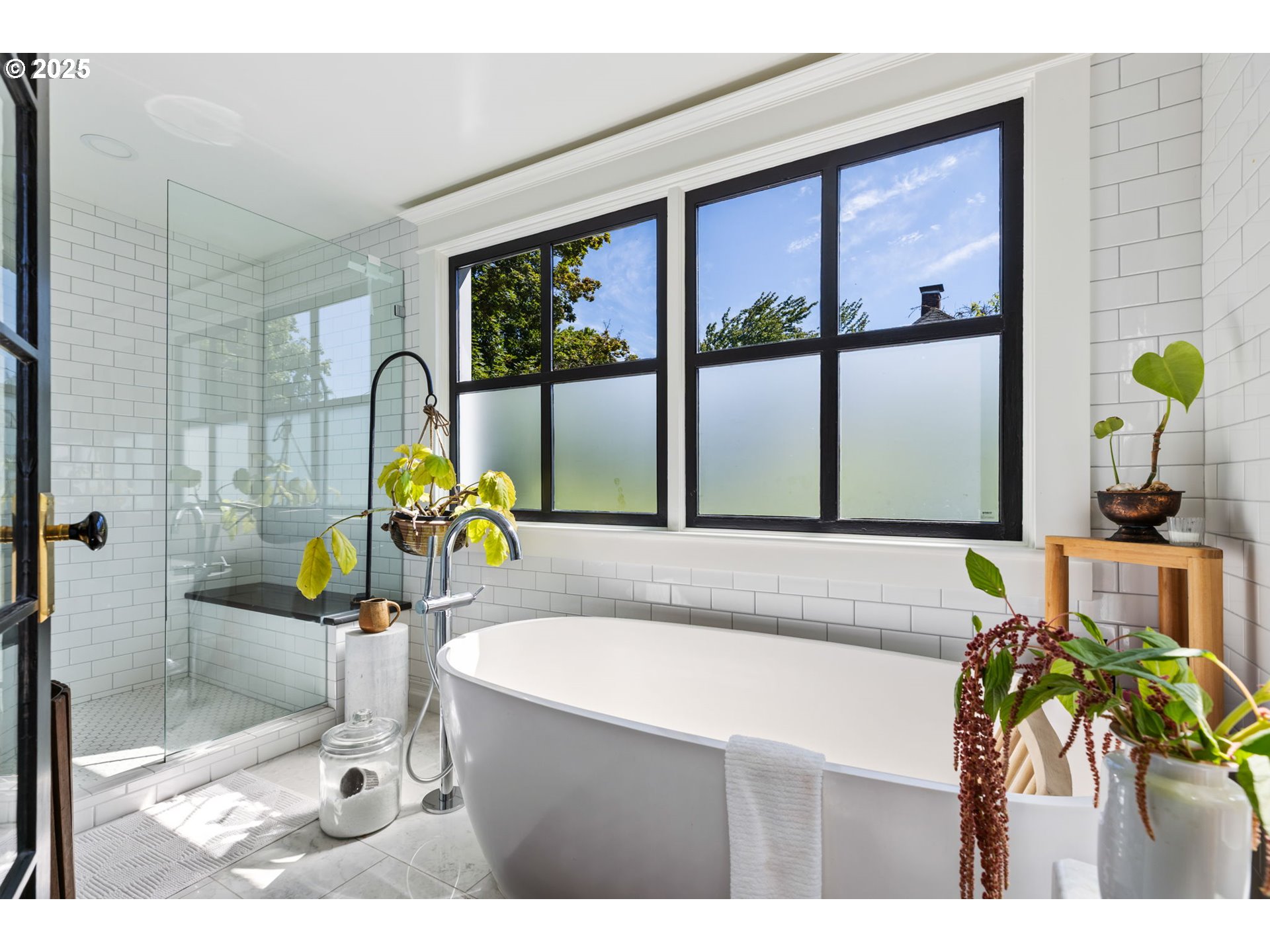 536 Southeast 17th Avenue Portland, OR 97214 - Photo 25 of 45