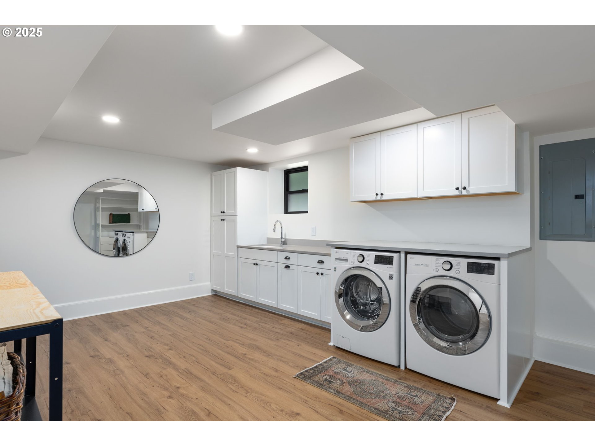 536 Southeast 17th Avenue Portland, OR 97214 - Photo 36 of 45