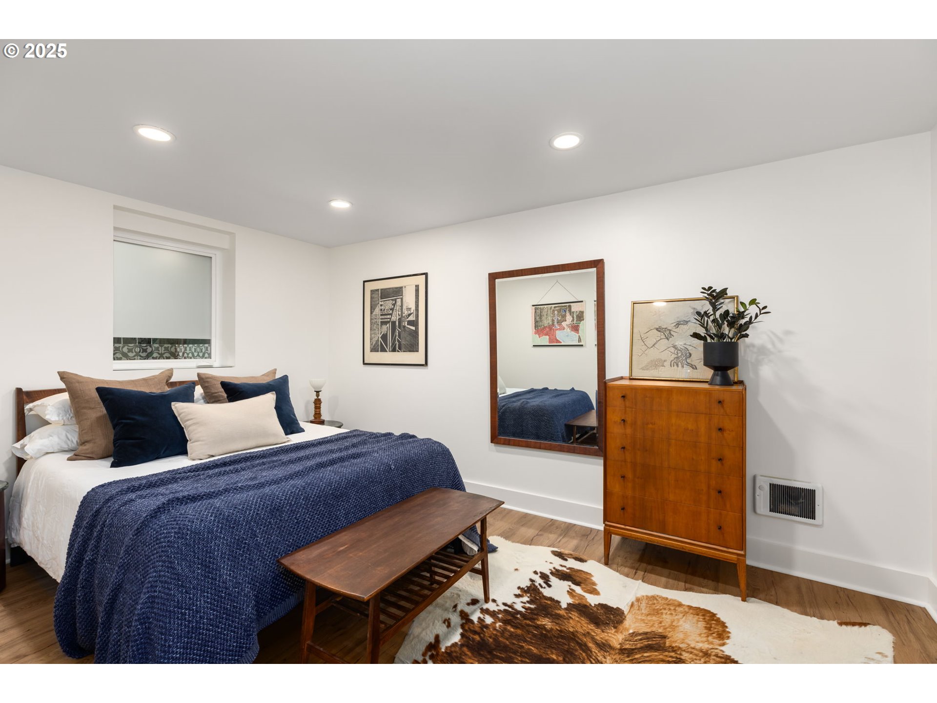 536 Southeast 17th Avenue Portland, OR 97214 - Photo 40 of 45