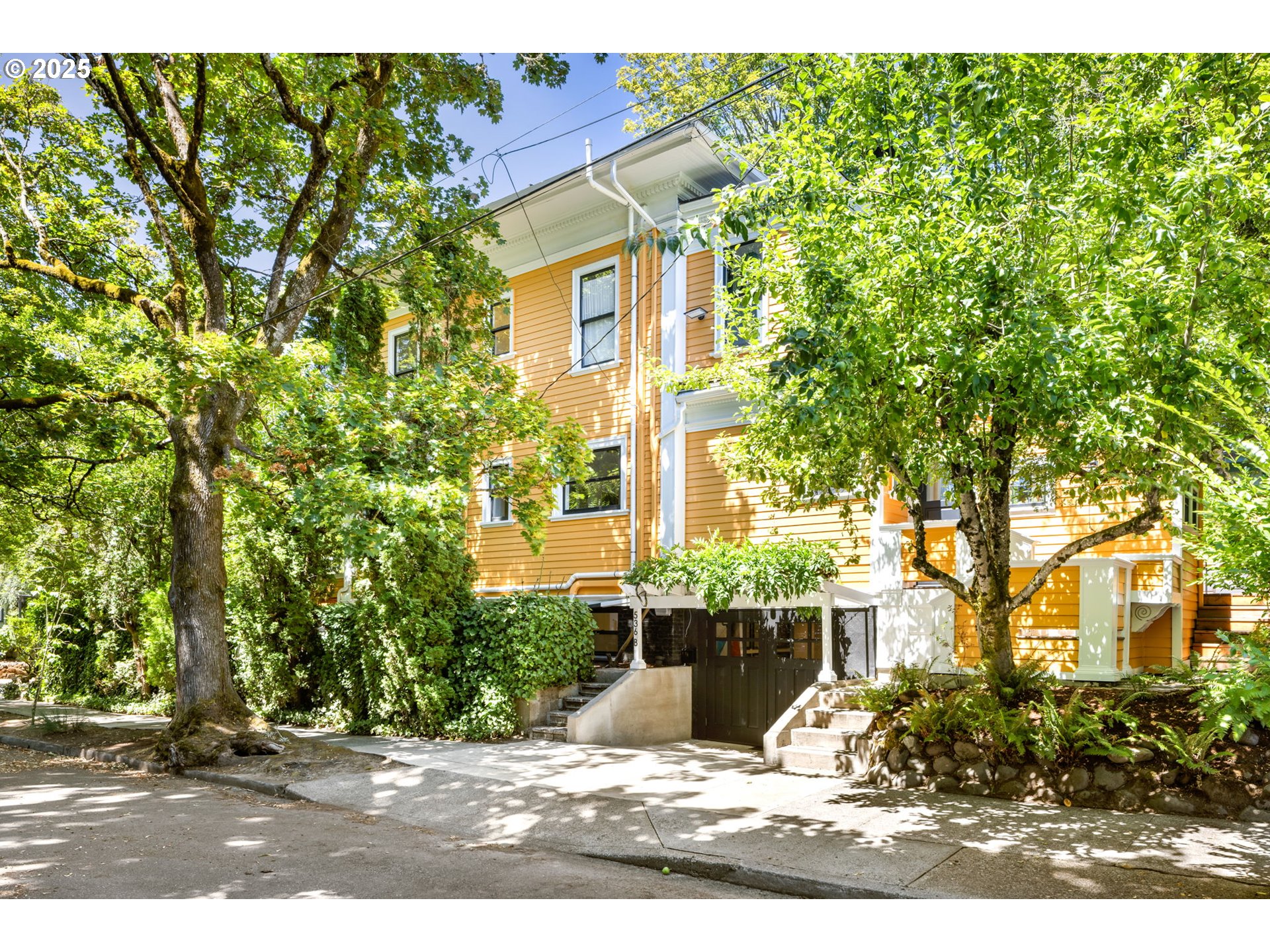 536 Southeast 17th Avenue Portland, OR 97214 - Photo 43 of 45