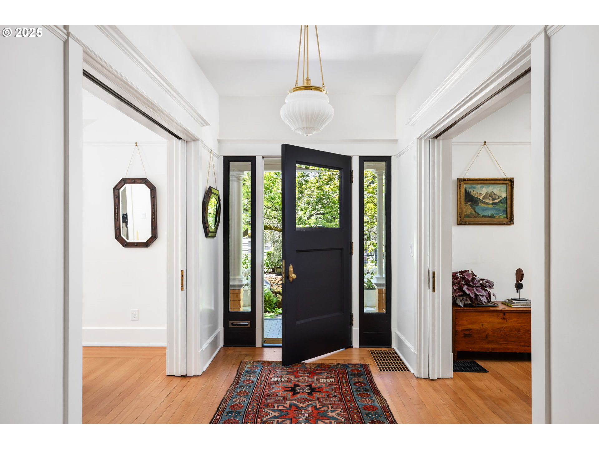 536 Southeast 17th Avenue Portland, OR 97214 - Photo 5 of 45