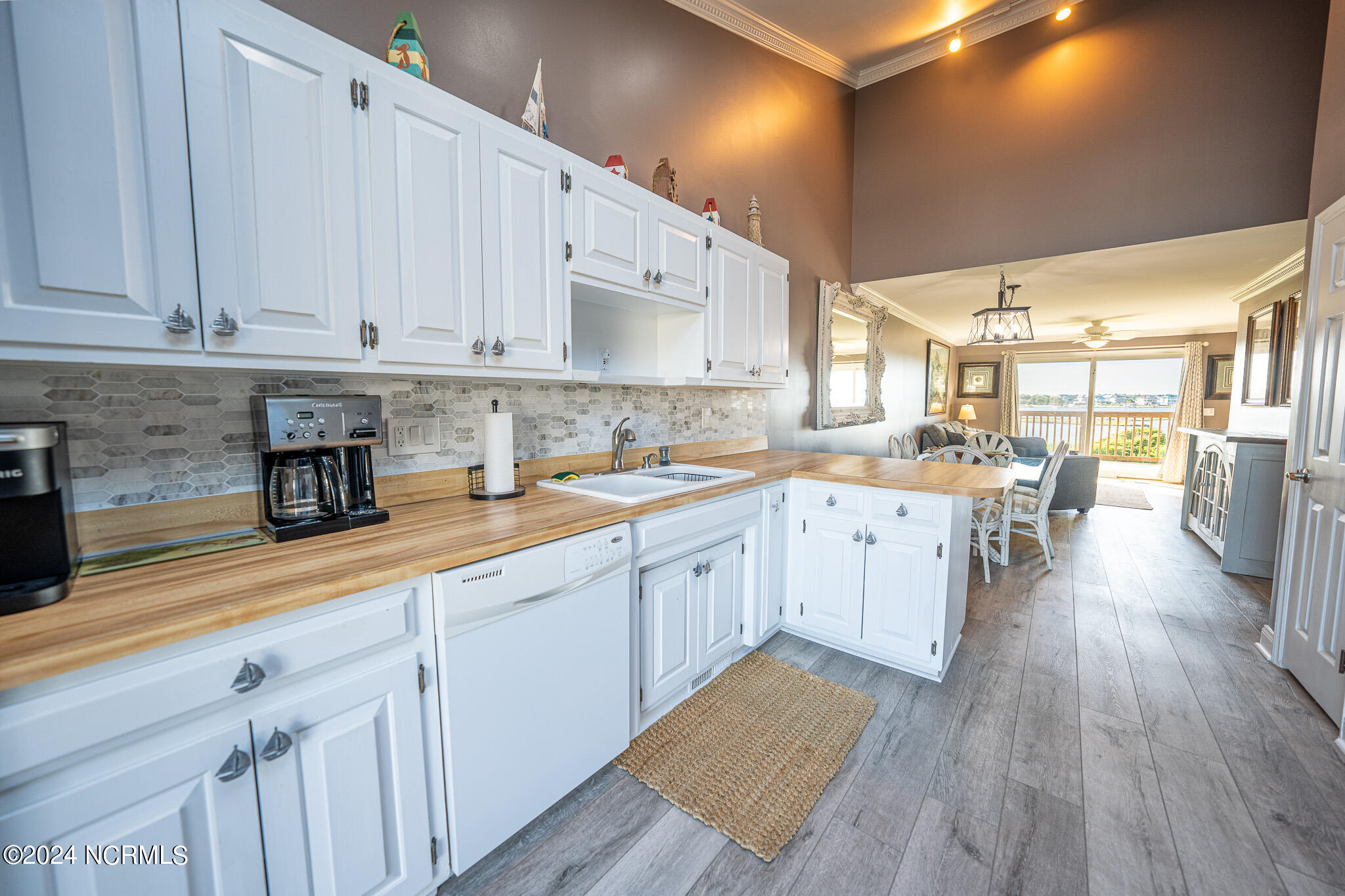 1779 New River Inlet Road, Unit 2 North Topsail Beach, NC 28460 - Photo 18 of 43 Kitchen