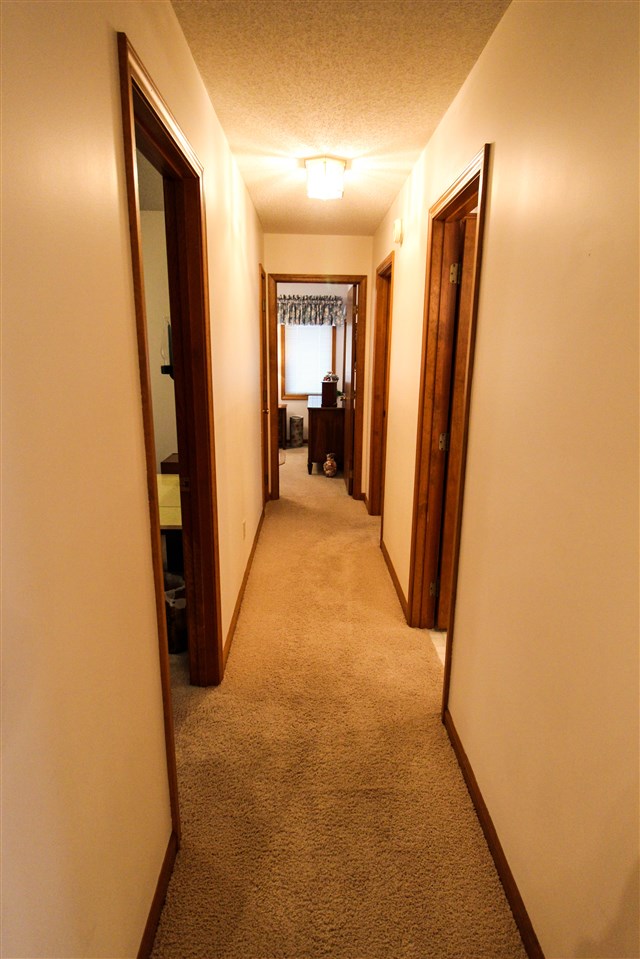 9620 Saratoga Road Fort Wayne, IN 46804 - Photo 14 of 36 Gallery Image 14