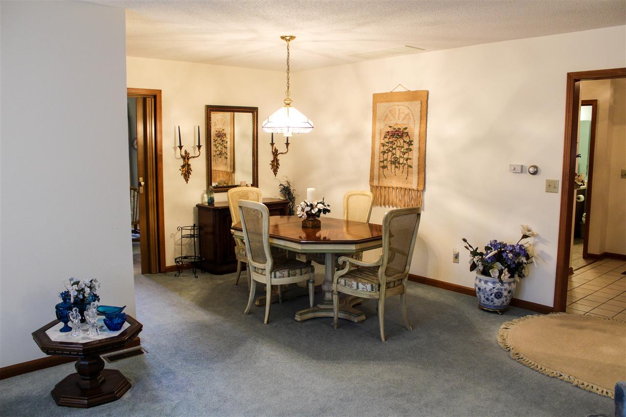 9620 Saratoga Road Fort Wayne, IN 46804 - Photo 5 of 36 Gallery Image 5