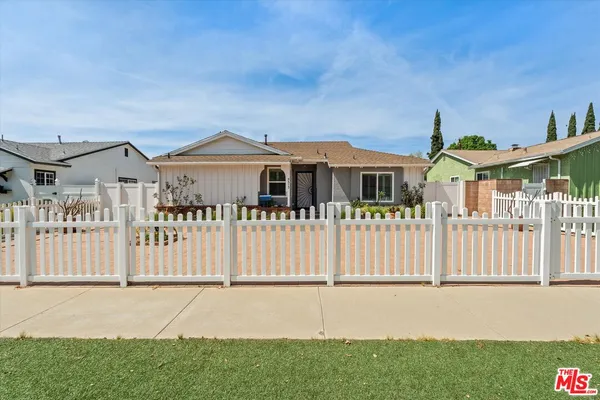 $899,900 | 9313 Hayvenhurst Avenue, North Hills, CA 91343