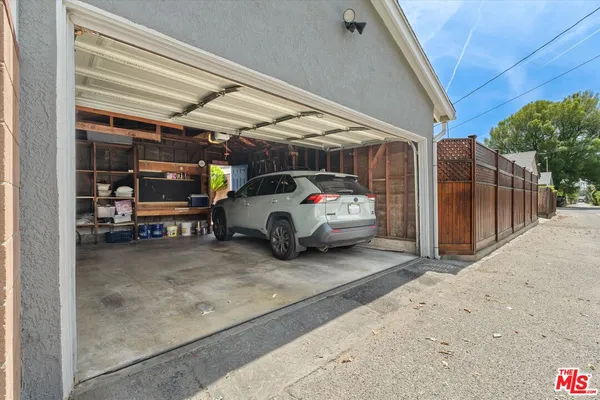 a view of a garage