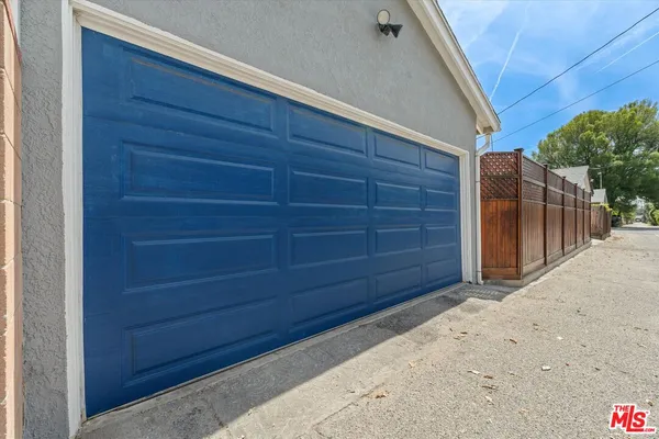 $899,900 | 9313 Hayvenhurst Avenue, North Hills, CA 91343