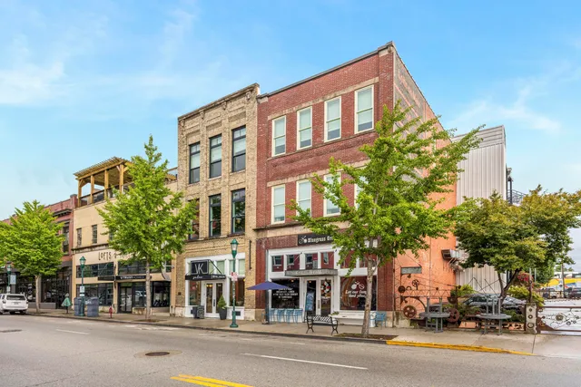 $2,600 | 55 East Main Street, Unit 204, Chattanooga, TN 37408