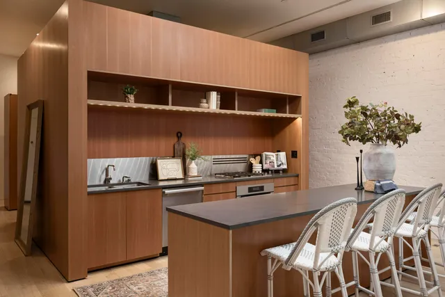 $2,600 | 55 East Main Street, Unit 204, Chattanooga, TN 37408