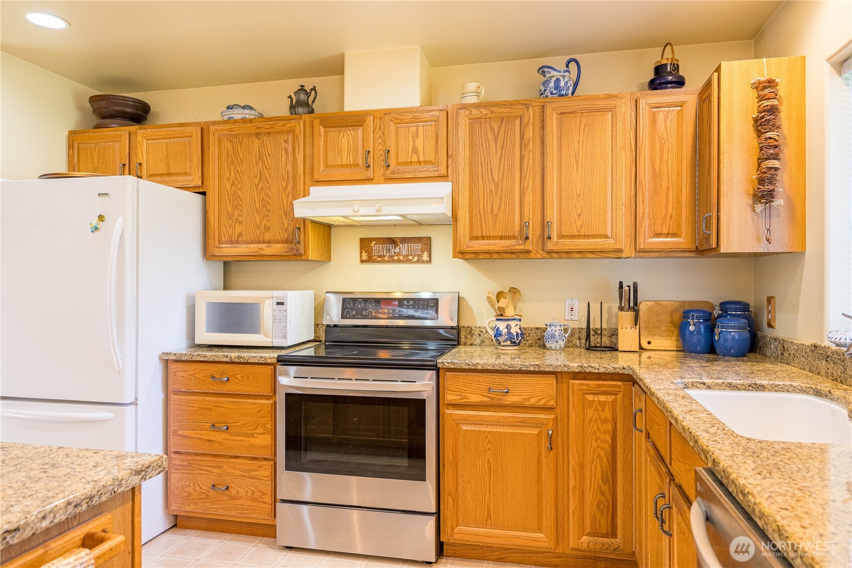 205 Sunset Place Sequim, WA 98382 - Photo 11 of 35