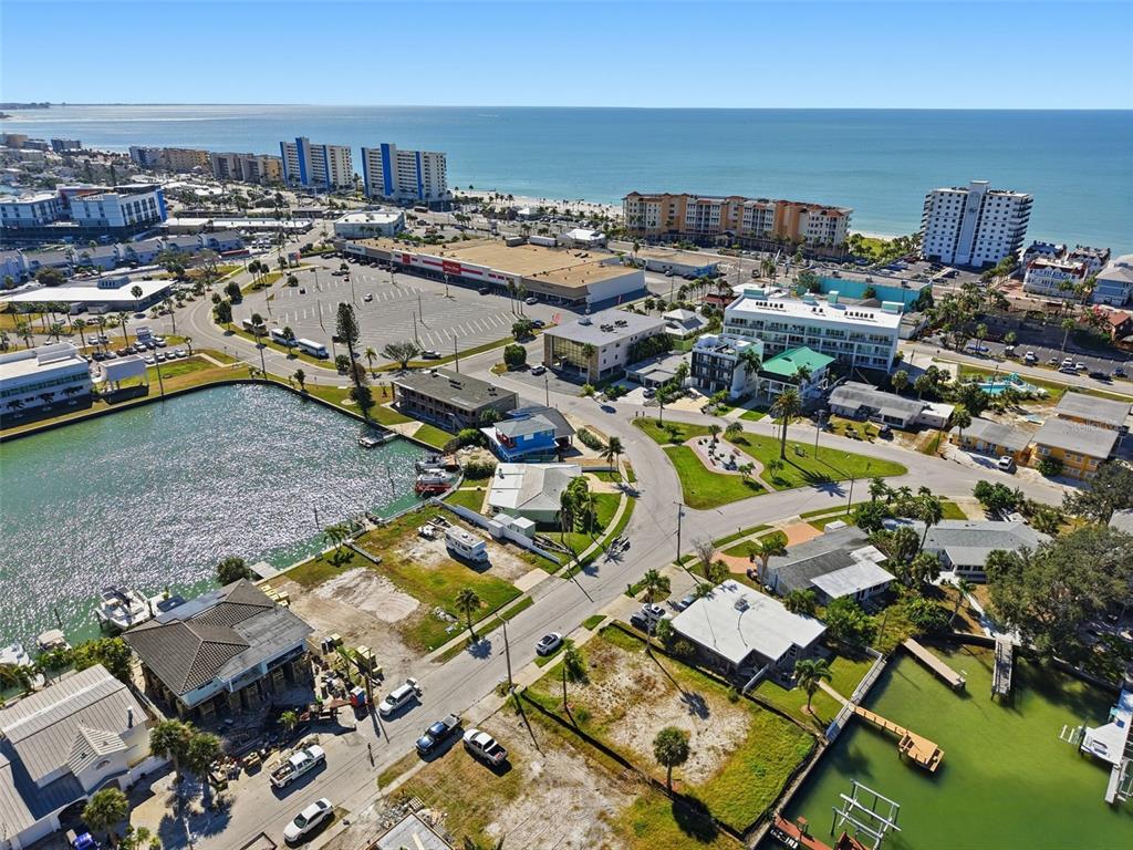 15302 Harbor Drive Madeira Beach, FL 33708 - Photo 46 of 47 a view of city