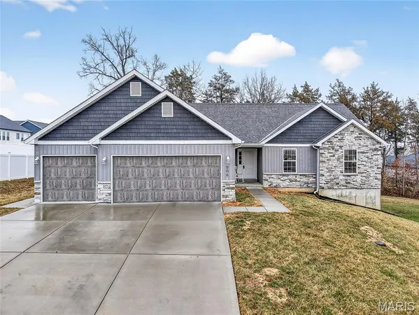 $410,000 | 506 Hickory Knoll Drive, Troy, MO 63379