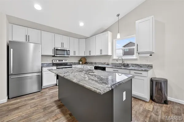 $410,000 | 506 Hickory Knoll Drive, Troy, MO 63379