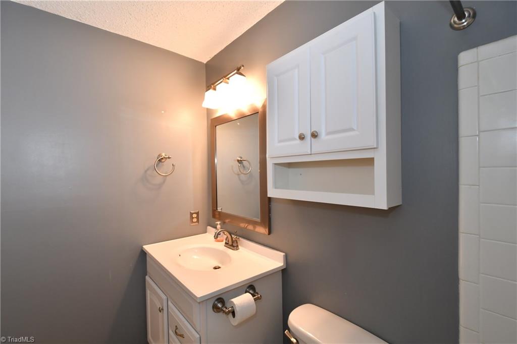 760 Bundaberg Lane Rural Hall, NC 27045 - Photo 8 of 14 Bathroom