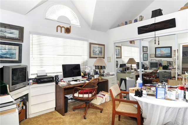 $1,672,000 | 1880 Fullerton Avenue, Costa Mesa, CA 92627