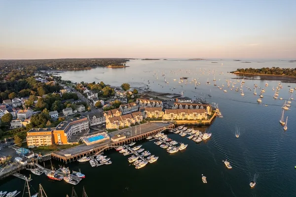 $789,000 | 109 Water Street, Unit 404, Beverly, MA 01915