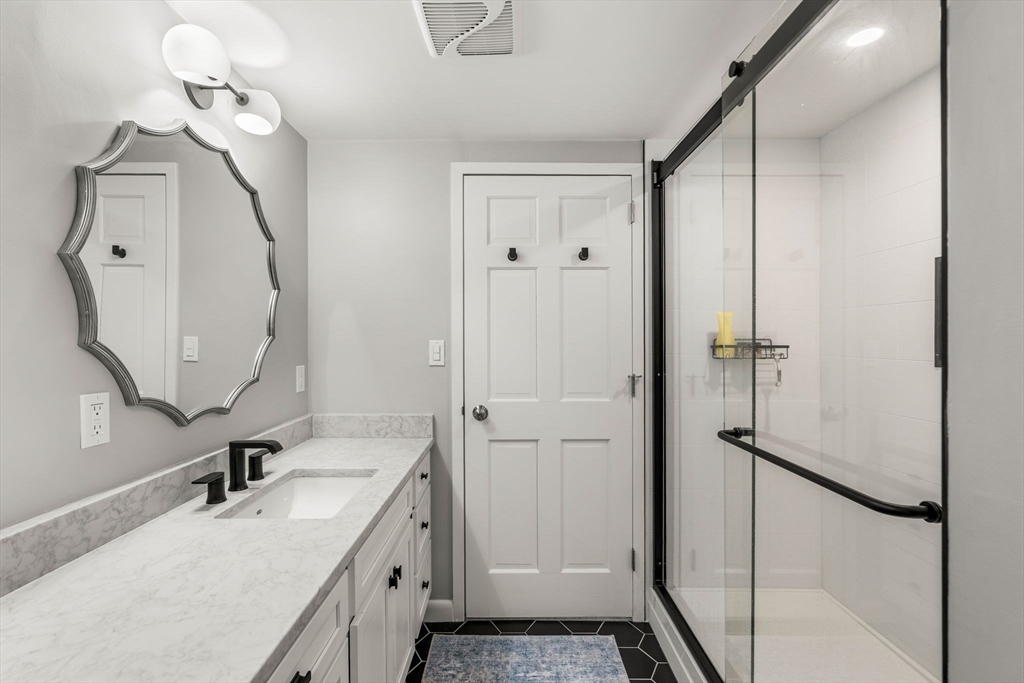 109 Water Street, Unit 404 Beverly, MA 01915 - Photo 30 of 42