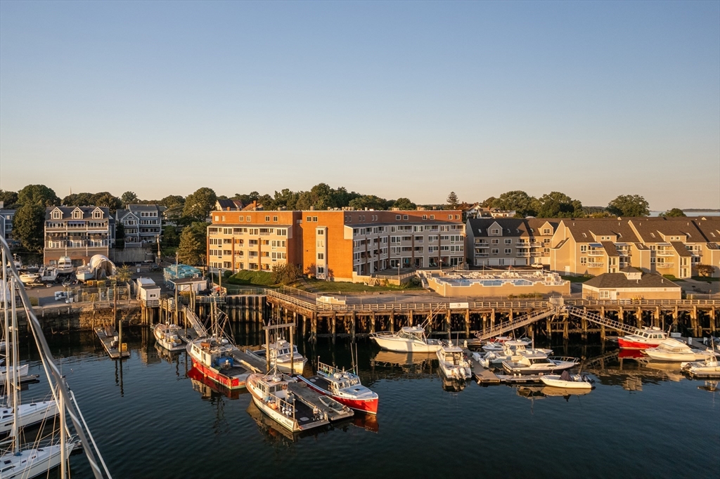 109 Water Street, Unit 404 Beverly, MA 01915 - Photo 38 of 42