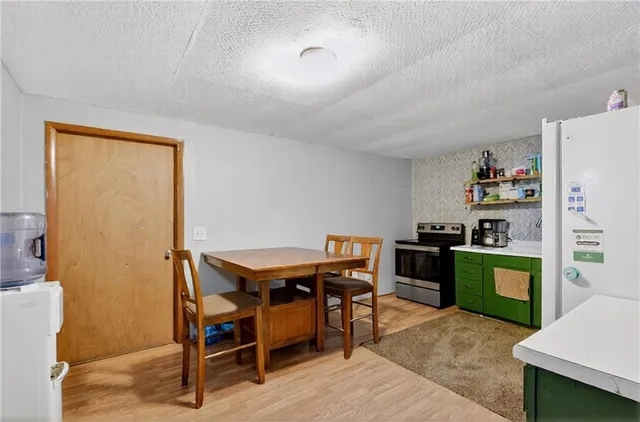 $221,000 | 17503 South 900 Road, Nevada, MO 64772