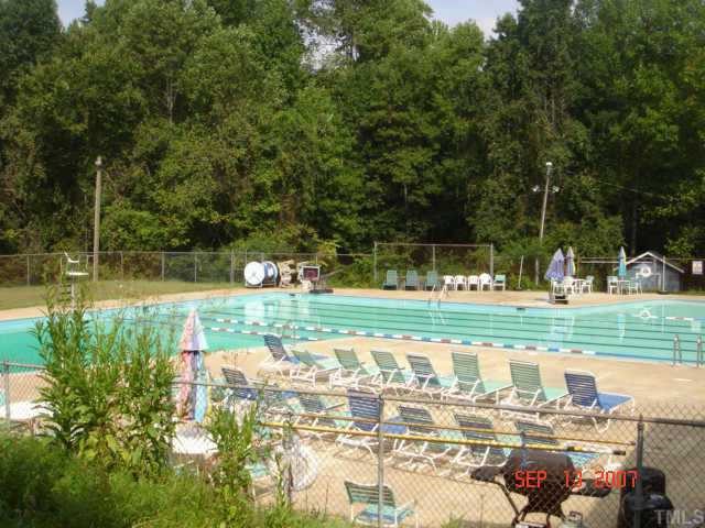 1906 Medfield Road Raleigh, NC 27607 - Photo 3 of 12 a view of a garden