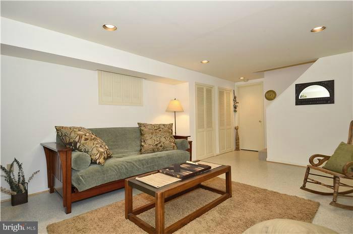11911 Smoketree Road Potomac, MD 20854 - Photo 14 of 27 Basement