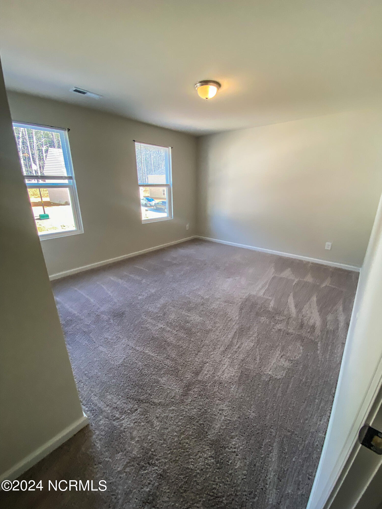 565 East Waycliff Road Henderson, NC 27537 - Photo 34 of 42 17FA6554-E1B9-4123-8741-4B5E1B1EF085