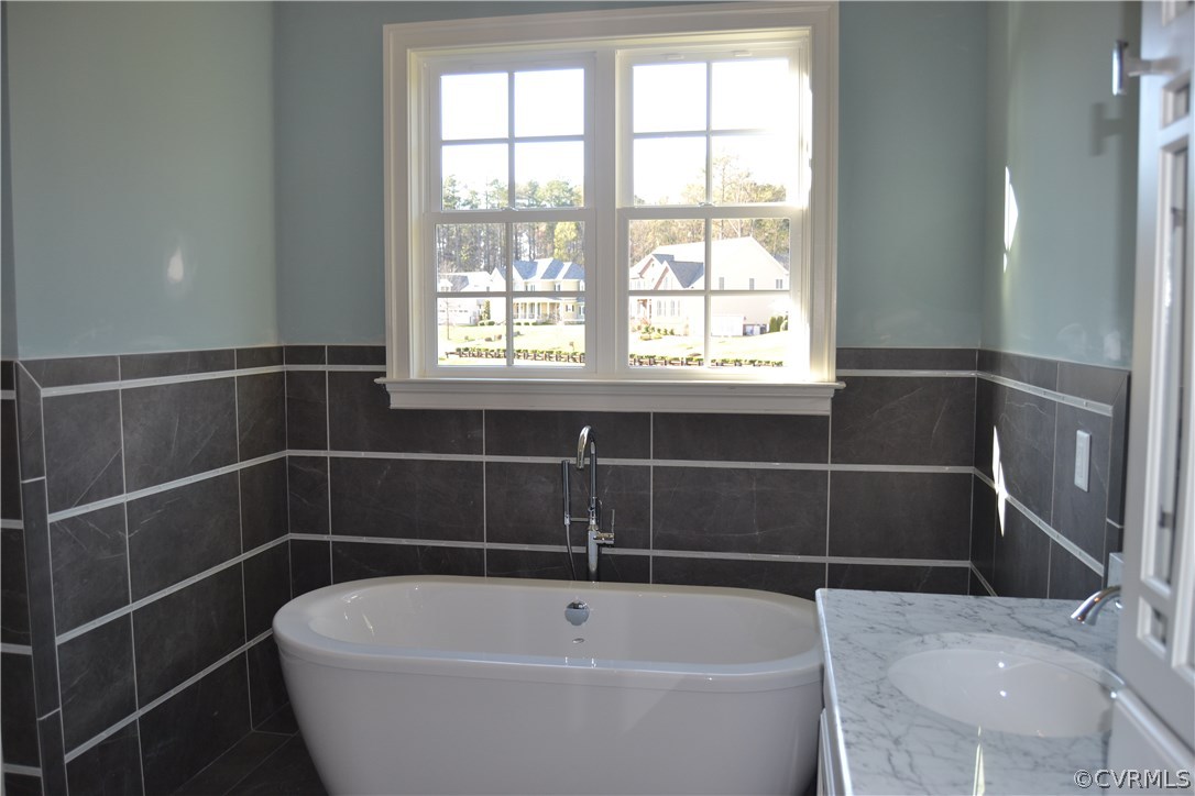 528 Raleigh Manor Road Henrico, VA 23229 - Photo 34 of 49 Gallery Image 34
