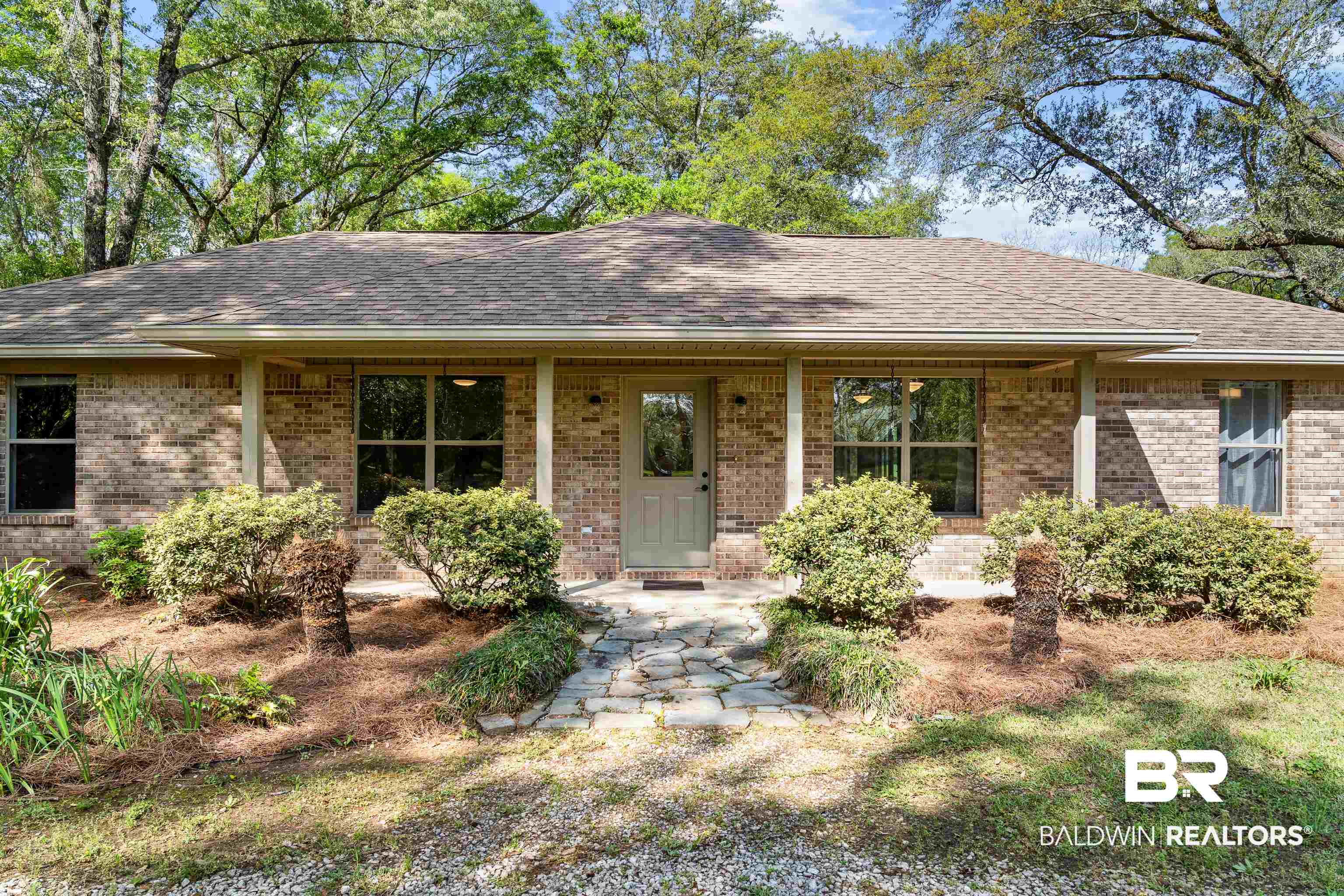 10407 LaLa Road Daphne, AL 36526 - Photo 3 of 47 Front Porch