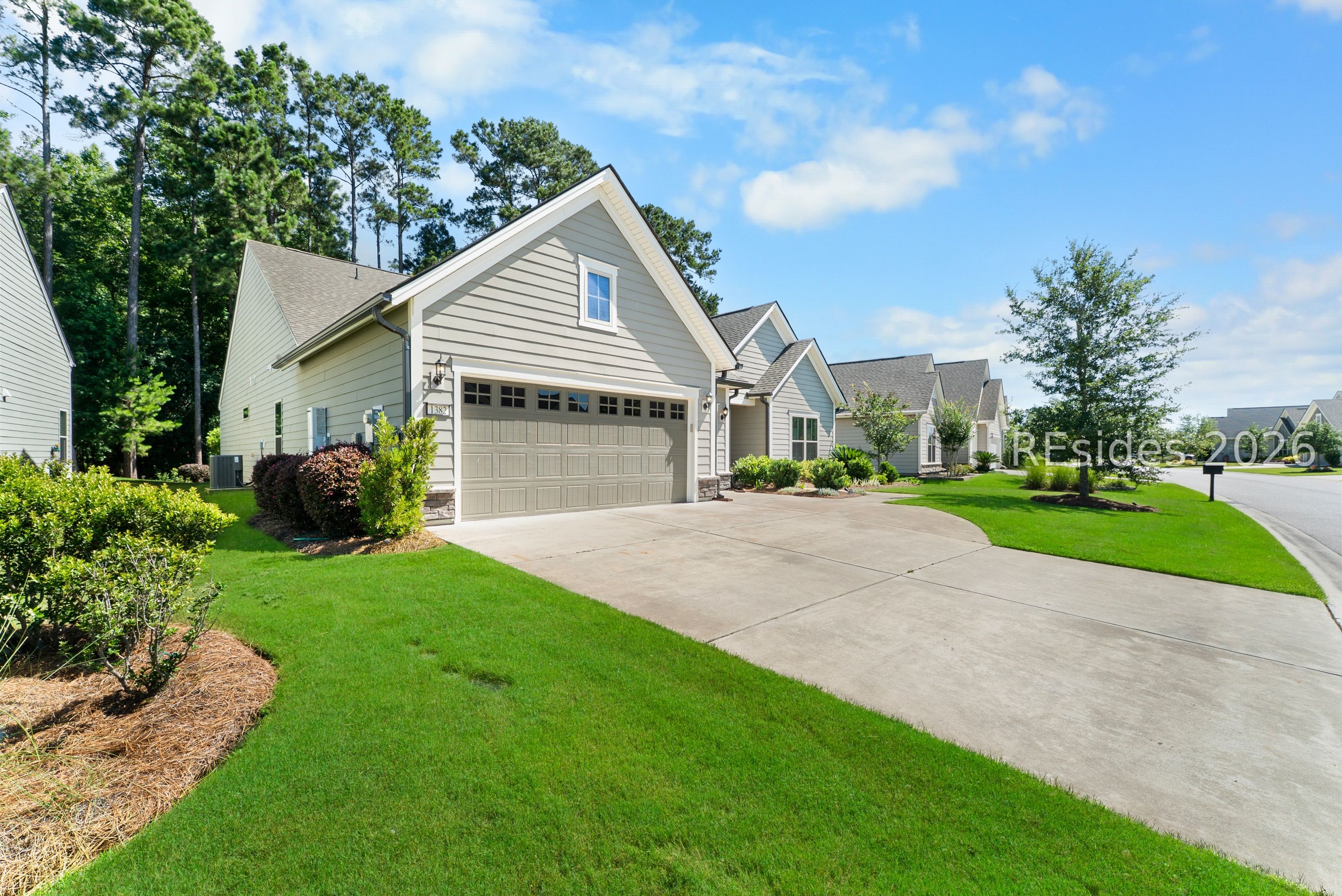 1382 Promenade Lane Bluffton, SC 29909 - Photo 4 of 48