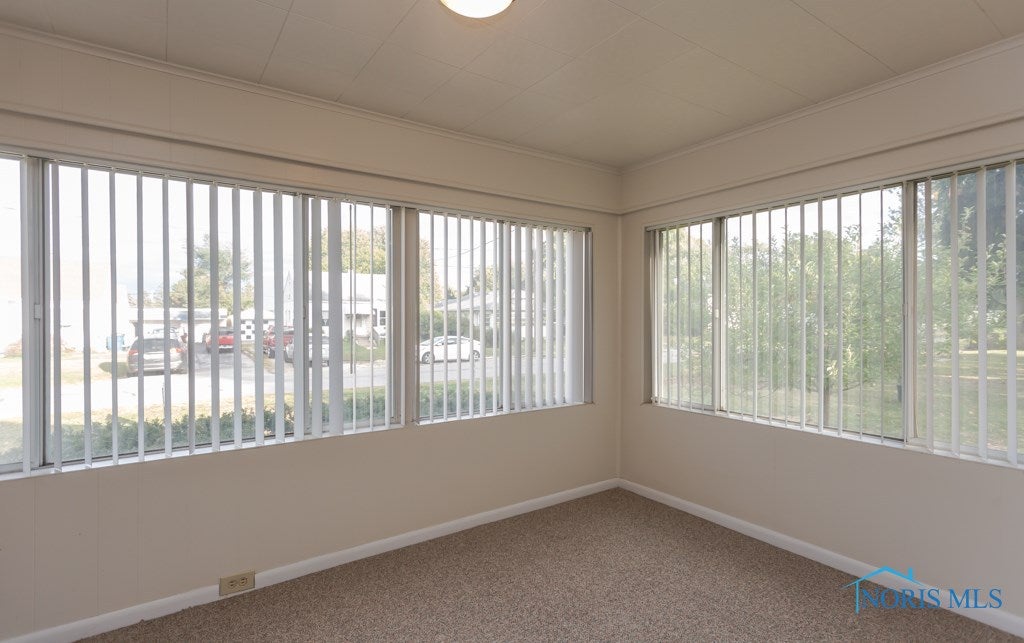 980 Mambrino Road Oregon, OH 43616 - Photo 5 of 36 Gallery Image 5