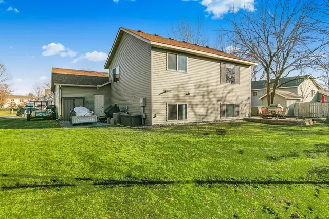 $299,500 | 1083 Lawrence Circle, Sartell, MN 56377