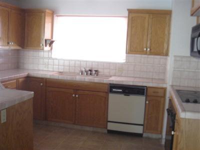780 West Olson Avenue Reedley, CA 93654 - Photo 5 of 19 Gallery Image 5