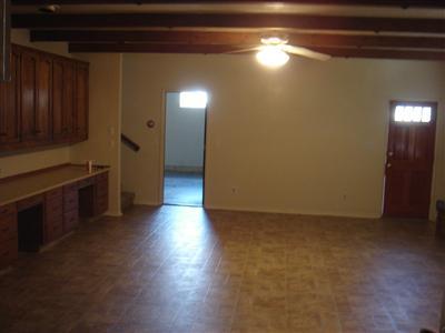 780 West Olson Avenue Reedley, CA 93654 - Photo 6 of 19 Gallery Image 6