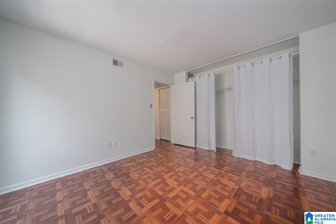 3350 Altamont Road South, Unit B8 Birmingham, AL 35205 - Photo 16 of 21