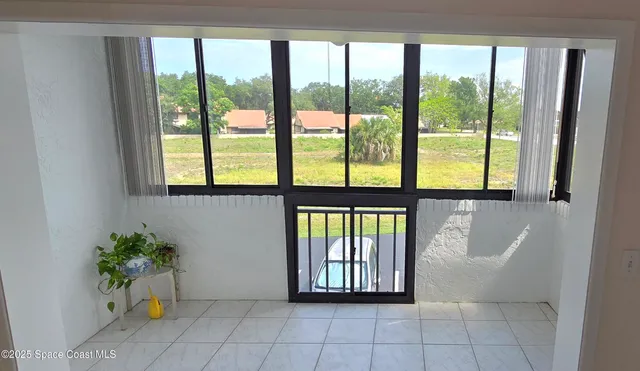 $148,000 | 725 Port Malabar Boulevard Northeast, Unit 209, Palm Bay, FL 32905
