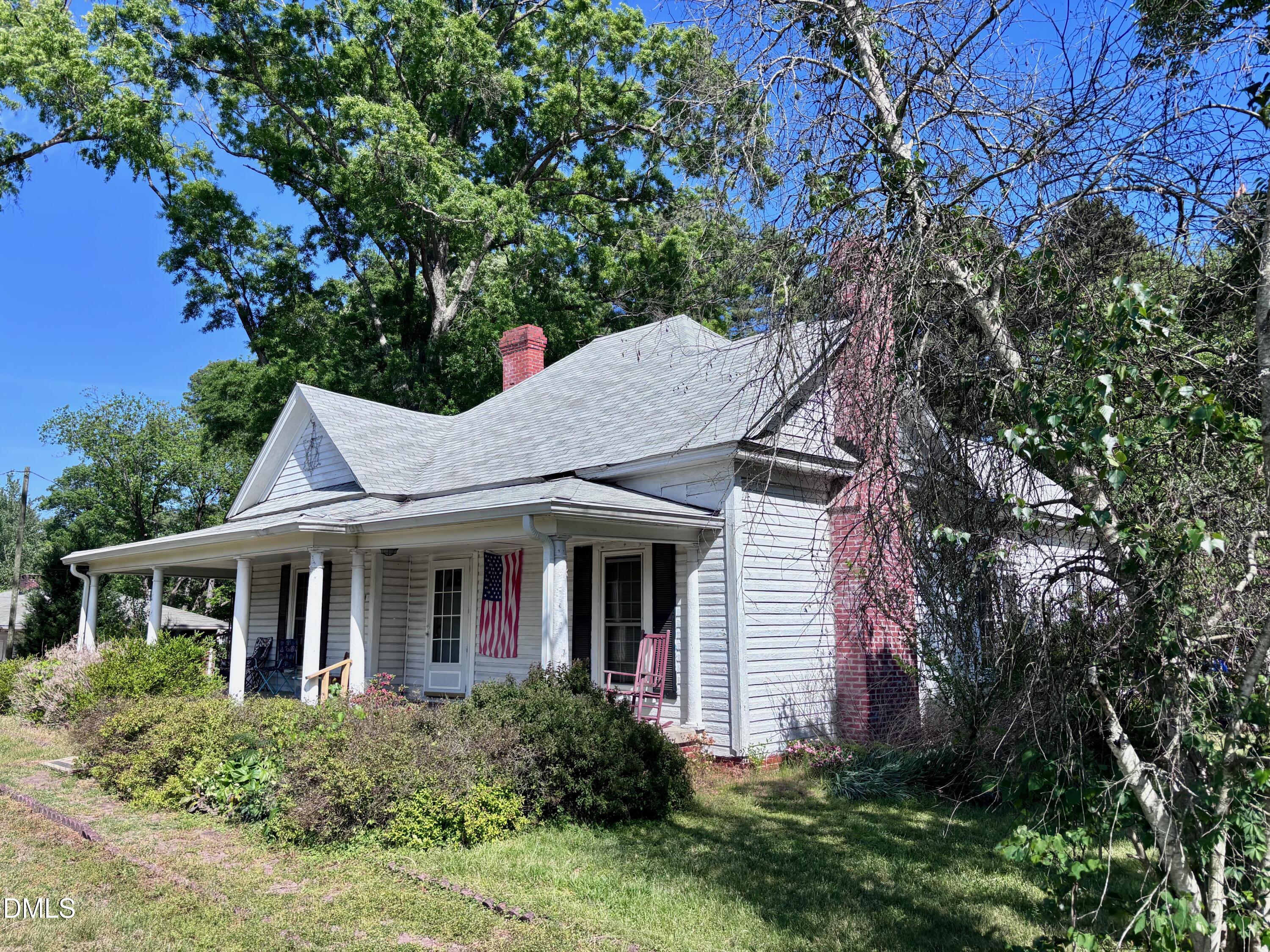 3214 Duke Homestead Road Durham, NC 27704 - Photo 4 of 21 IMG_4786