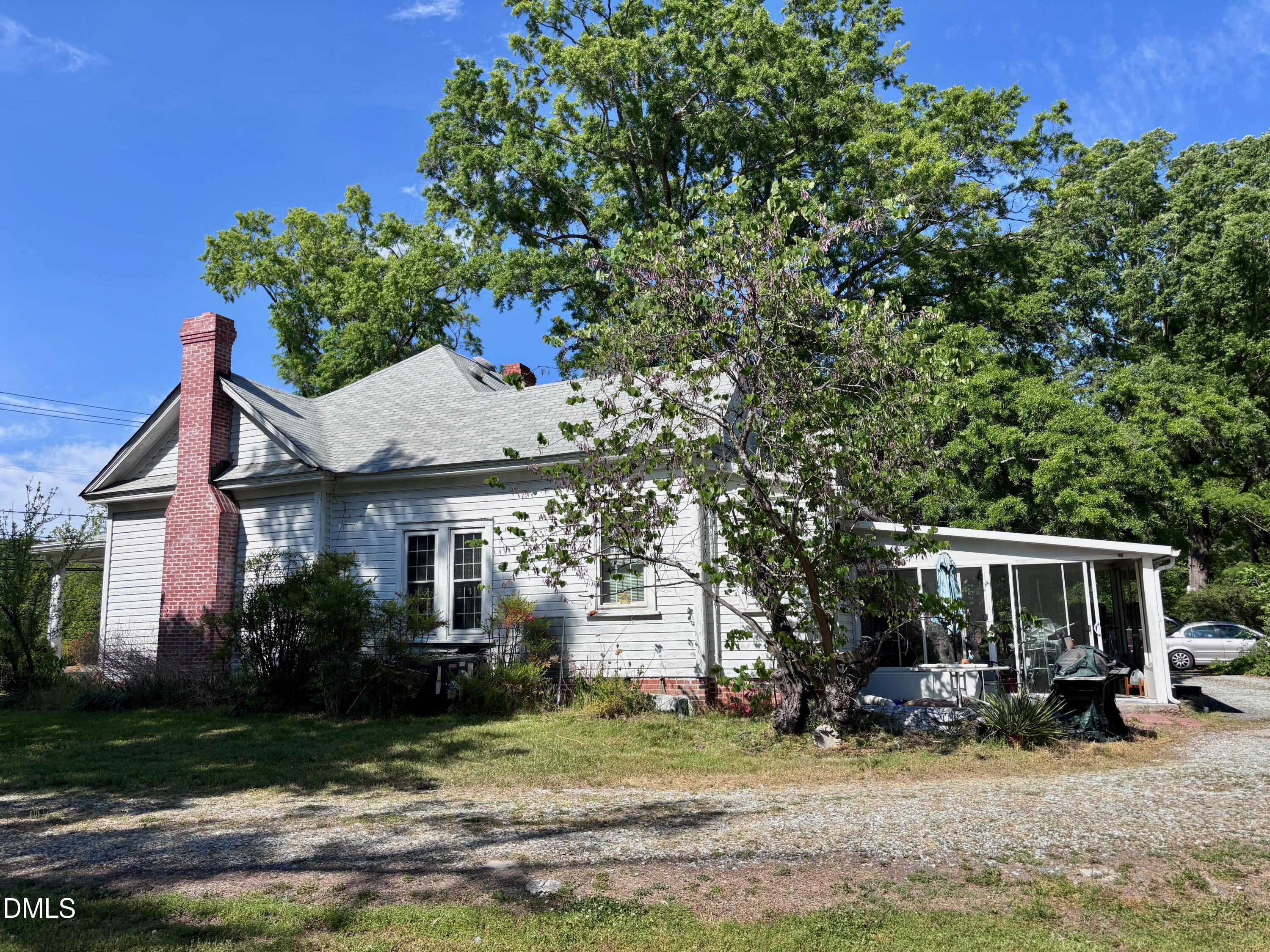 3214 Duke Homestead Road Durham, NC 27704 - Photo 6 of 21 IMG_4784