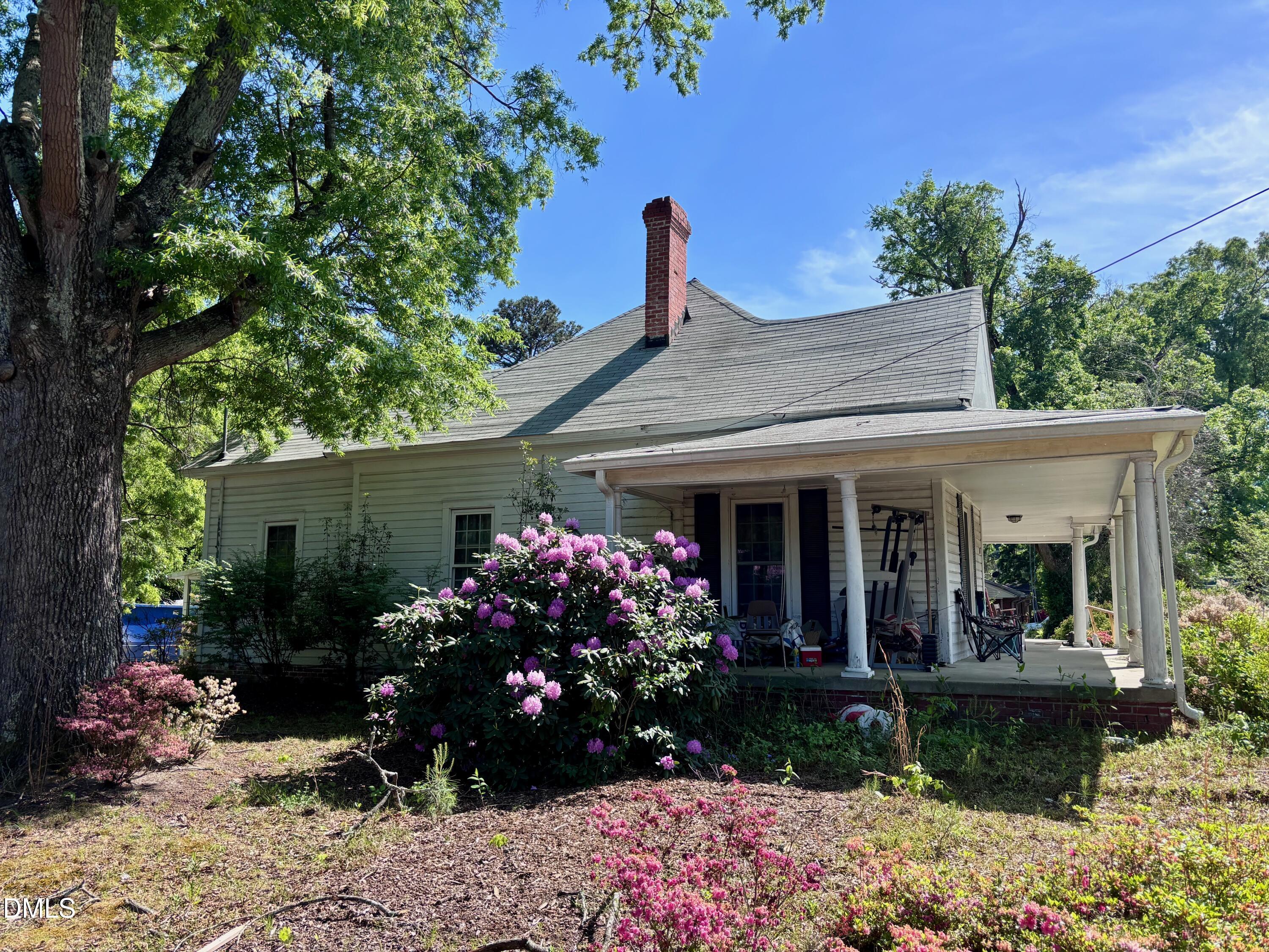 3214 Duke Homestead Road Durham, NC 27704 - Photo 9 of 21 IMG_4781