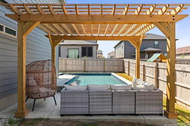 $3,200 | 331 Saddle Dawn, Cibolo, TX 78108