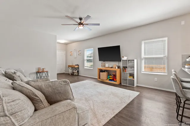 $3,200 | 331 Saddle Dawn, Cibolo, TX 78108