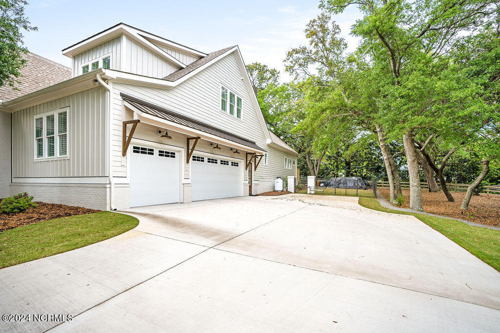 105 Ballast Point Road Hampstead, NC 28443 - Photo 6 of 84 DSC03078