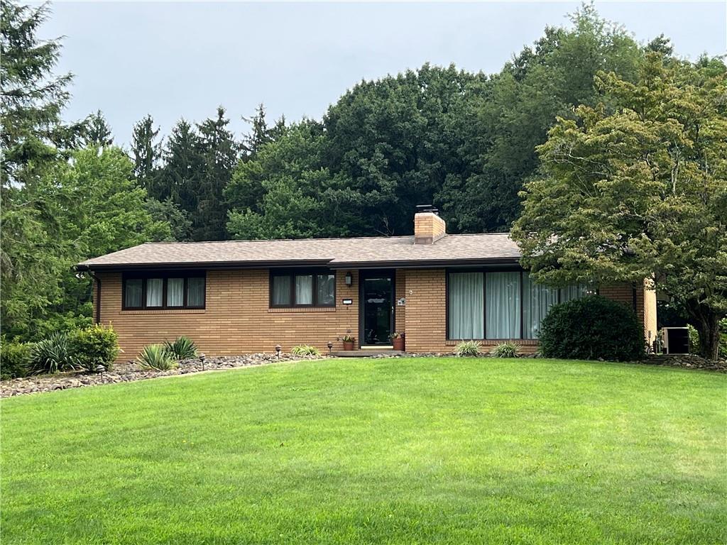 327 Holyoke Road Butler, PA 16001 - Photo 1 of 44 Gallery Image 1